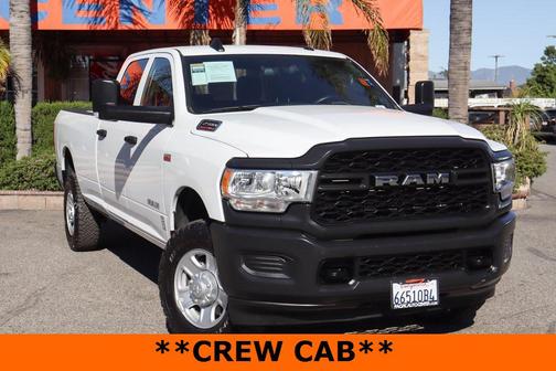 2022 RAM 2500 Tradesman Crew Cab 4x4 8' Box