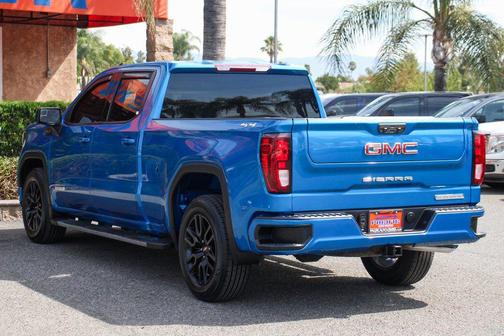 2022 GMC Sierra 1500 Elevation