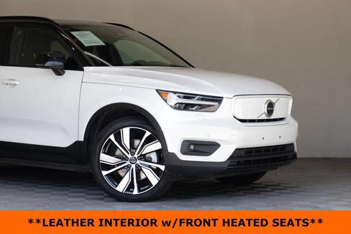 Crystal White Metallic 2021 Volvo XC40 Recharge Pure Electric P8