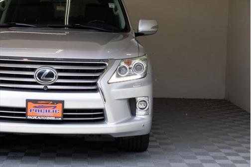 2014 Lexus LX 570 Base