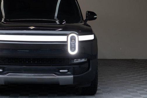 2022 Rivian R1T Adventure
