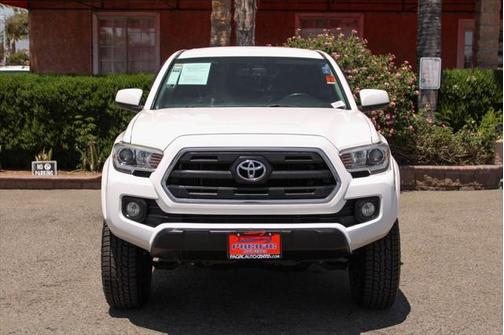2017 Toyota Tacoma SR5