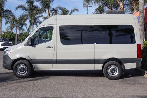 2021 Mercedes-Benz Sprinter 2500 Standard Roof