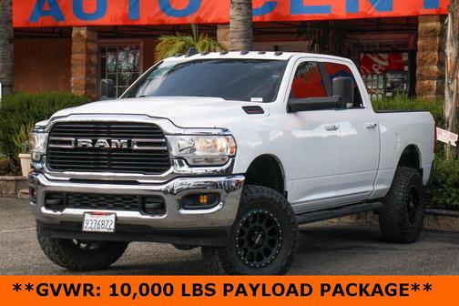 2019 RAM 2500 Big Horn Crew Cab 4x4 6'4' Box
