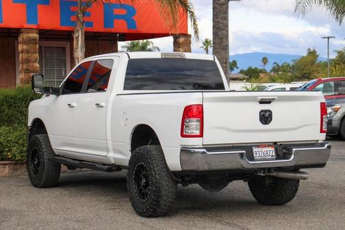 2019 RAM 2500 Big Horn Crew Cab 4x4 6'4' Box