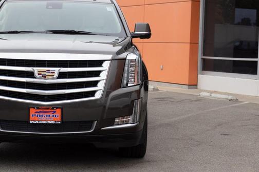 2020 Cadillac Escalade ESV Premium Luxury