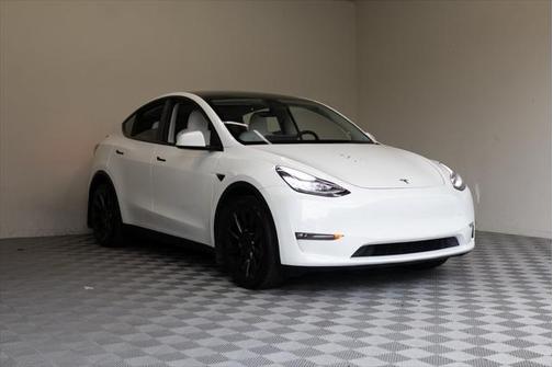 2022 Tesla Model Y Long Range Dual Motor All-Wheel Drive