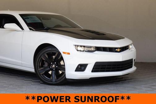 Summit White 2014 Chevrolet Camaro 2SS