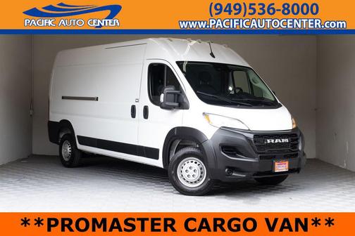 Bright White Clearcoat 2024 RAM ProMaster 2500 Tradesman