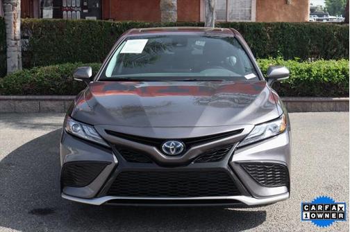 2024 Toyota Camry Hybrid SE