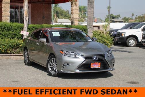 2017 Lexus ES 300h Base