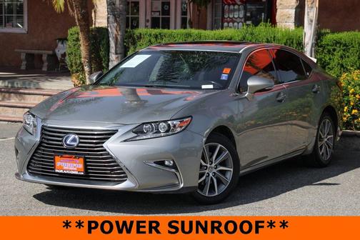 2017 Lexus ES 300h Base