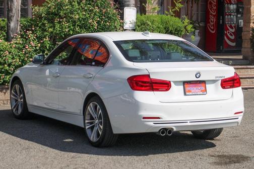 2017 BMW 330 330i