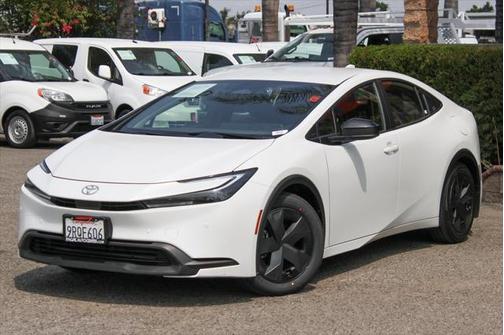 2024 Toyota Prius LE