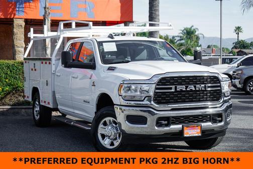 2022 RAM 3500 Big Horn Crew Cab 4x4 8' Box