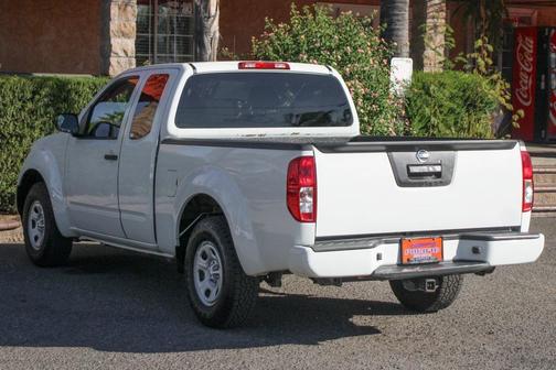 2016 Nissan Frontier S