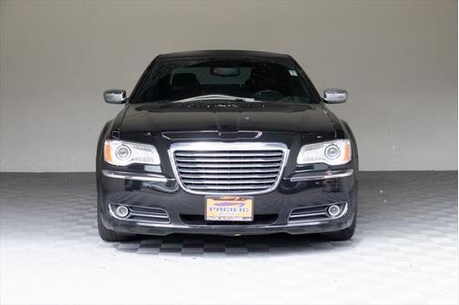 2012 Chrysler 300 Limited
