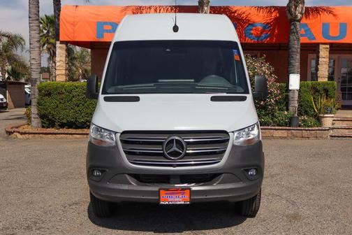 2020 Mercedes-Benz Sprinter 2500 High Roof