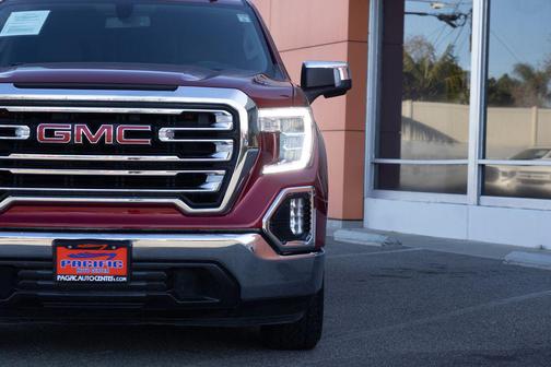 2022 GMC Sierra 1500 SLT