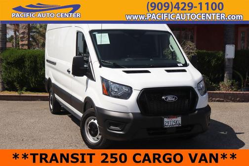 Oxford White 2026 Ford Transit-250 Base