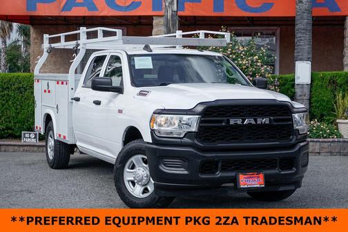 2019 RAM 2500 Tradesman Crew Cab 4x2 8' Box