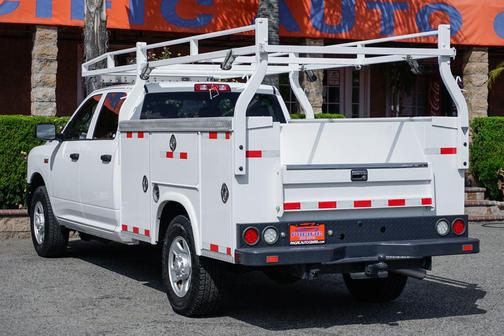 2019 RAM 2500 Tradesman Crew Cab 4x2 8' Box