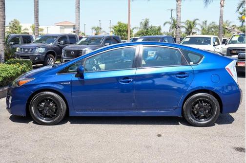 2010 Toyota Prius III
