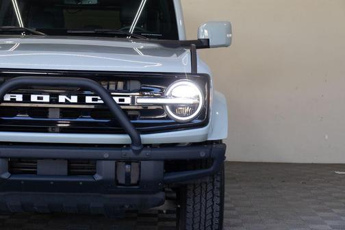 Cactus Gray 2024 Ford Bronco Outer Banks