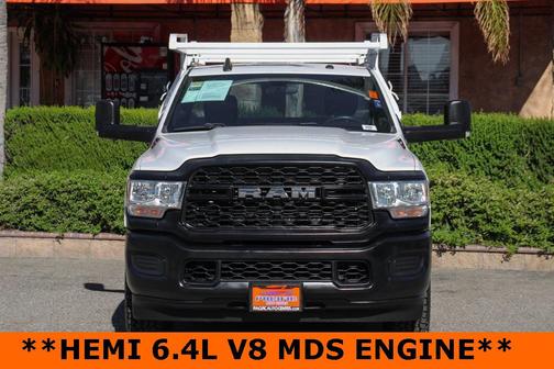 2021 RAM 2500 Tradesman Regular Cab 4x2 8' Box