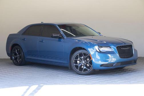 Frostbite 2022 Chrysler 300 Touring