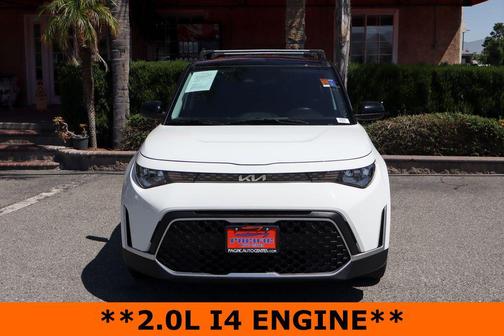 Clear White w/Black Roof 2023 Kia Soul S