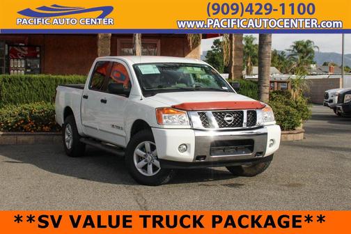 2013 Nissan Titan SV