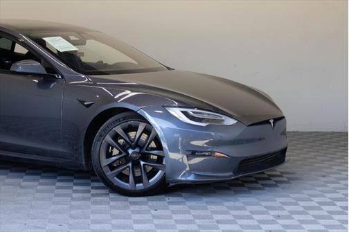 2021 Tesla Model S Plaid