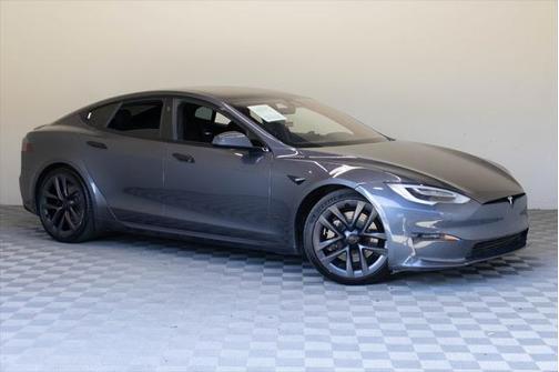 2021 Tesla Model S Plaid