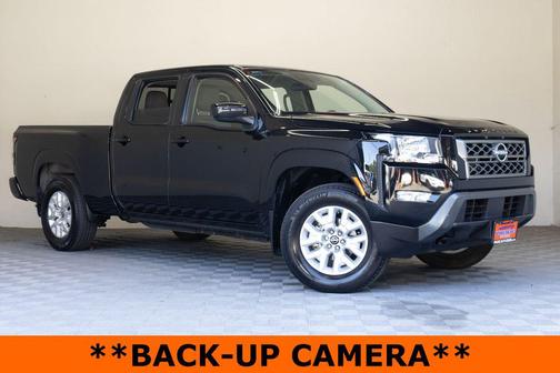 Super Black 2022 Nissan Frontier SV