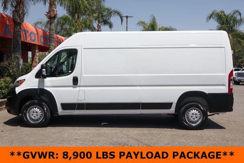 Bright White Clearcoat 2025 RAM ProMaster 2500 Tradesman