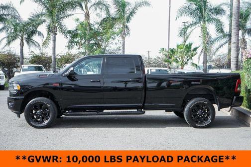 2020 RAM 2500 Lone Star Crew Cab 4X4 8' Box