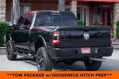 Diamond Black Crystal Pearlcoat 2019 RAM 2500 Laramie Crew Cab 4x4 6'4' Box