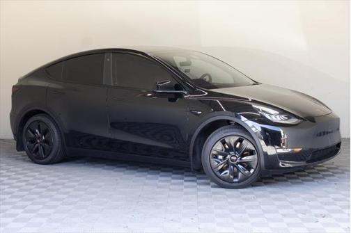 2021 Tesla Model Y Standard Range Rear-Wheel Drive