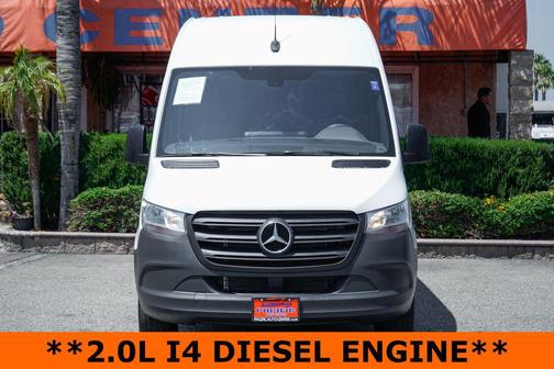 White 2024 Mercedes-Benz Sprinter 2500 Cargo 170 WB