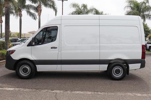2023 Mercedes-Benz Sprinter 2500 Standard Roof