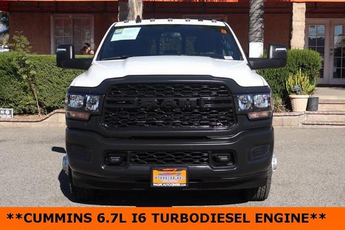 2024 RAM 3500 Tradesman Crew Cab 4x4 8' Box