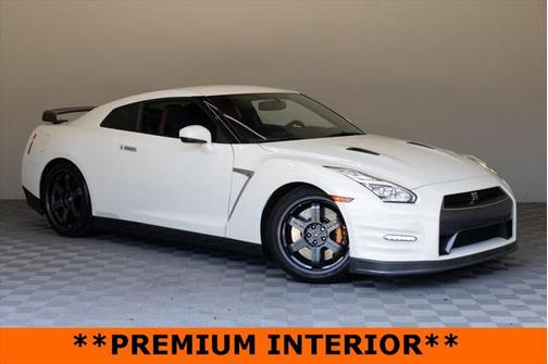 2016 Nissan GT-R Black Edition