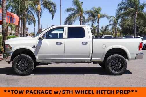 2018 RAM 2500 Laramie Crew Cab 4x4 6'4' Box