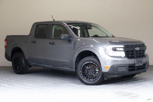 Carbonized Gray Metallic 2023 Ford Maverick XL