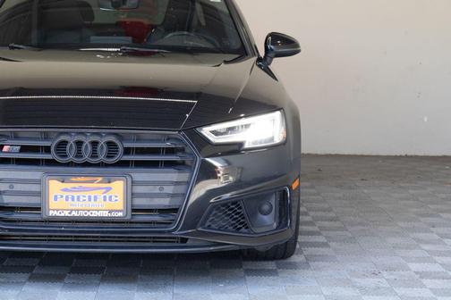 Black Metallic 2019 Audi S4 3.0T Premium