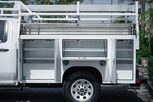 Summit White 2021 Chevrolet Silverado 3500 WT