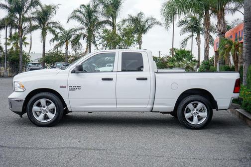 Black Clearcoat 2022 RAM 1500 Tradesman