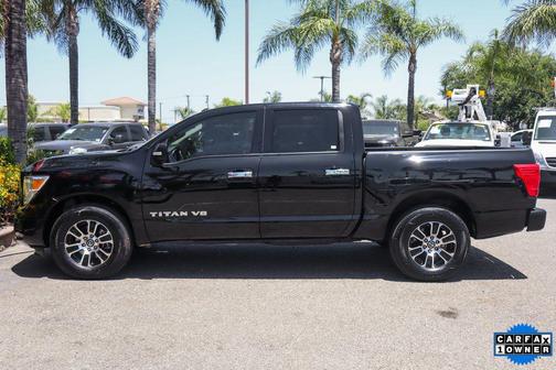 2020 Nissan Titan SV