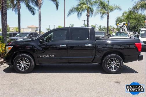2020 Nissan Titan SV